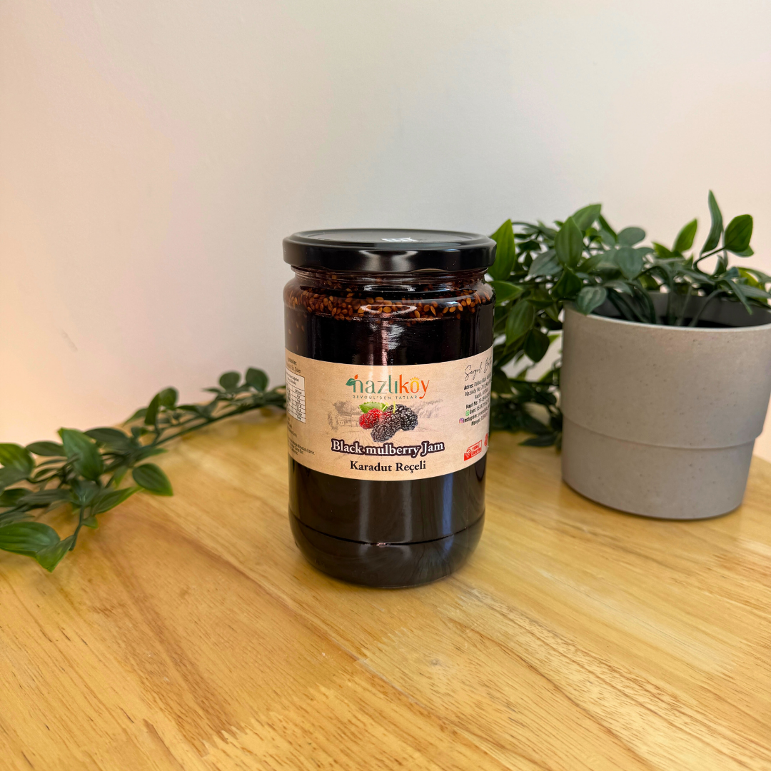 Schwarze Maulbeermarmelade – Sifa Aktar Linz